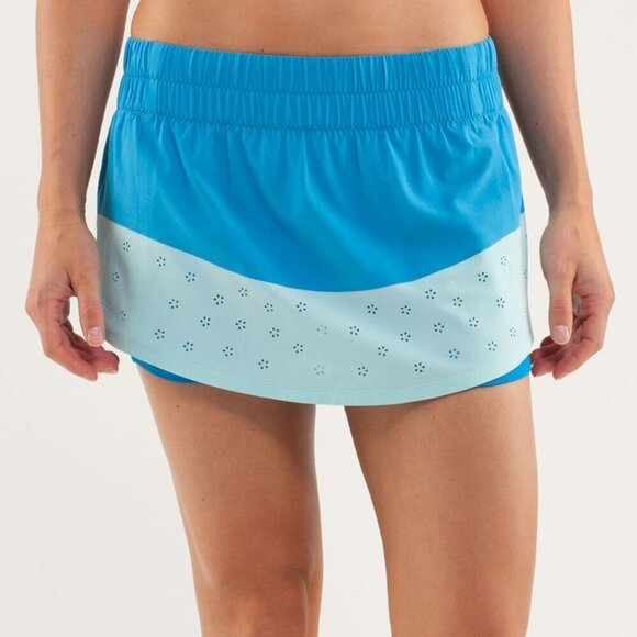 Lululemon Run: Breeze By Skirt *Laser Cut Tennis Skirt with Shorts- Size 8 - Picture 2 of 15